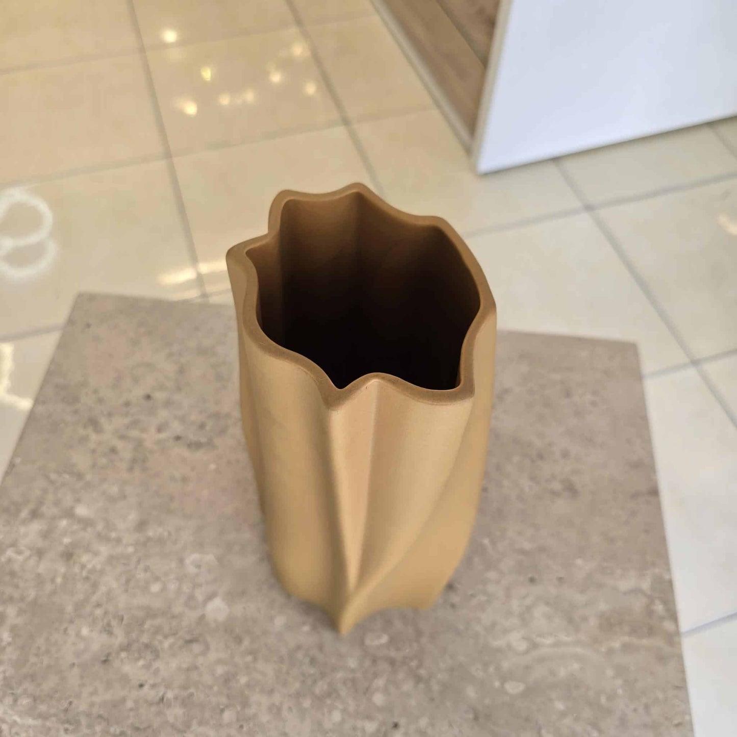 Vase A14