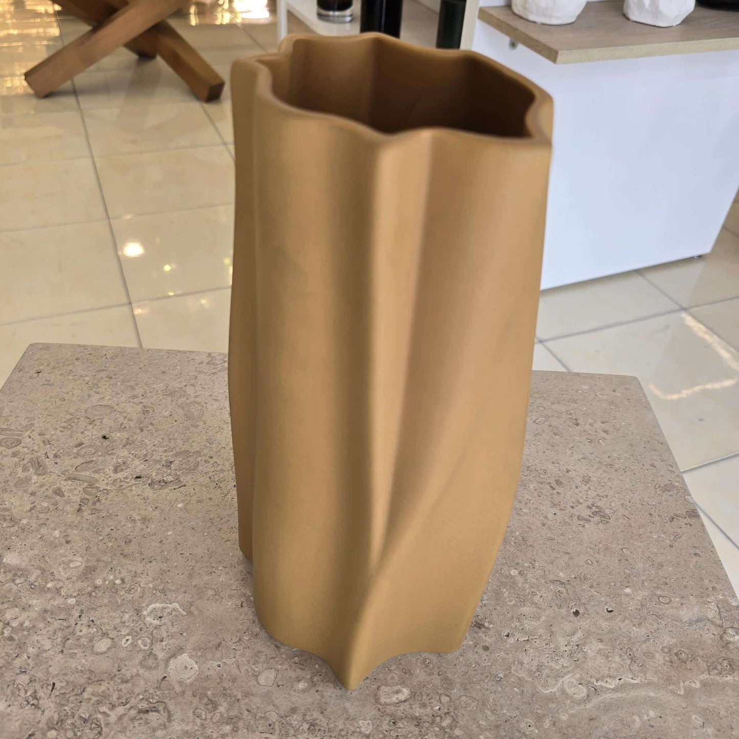 Vase A14