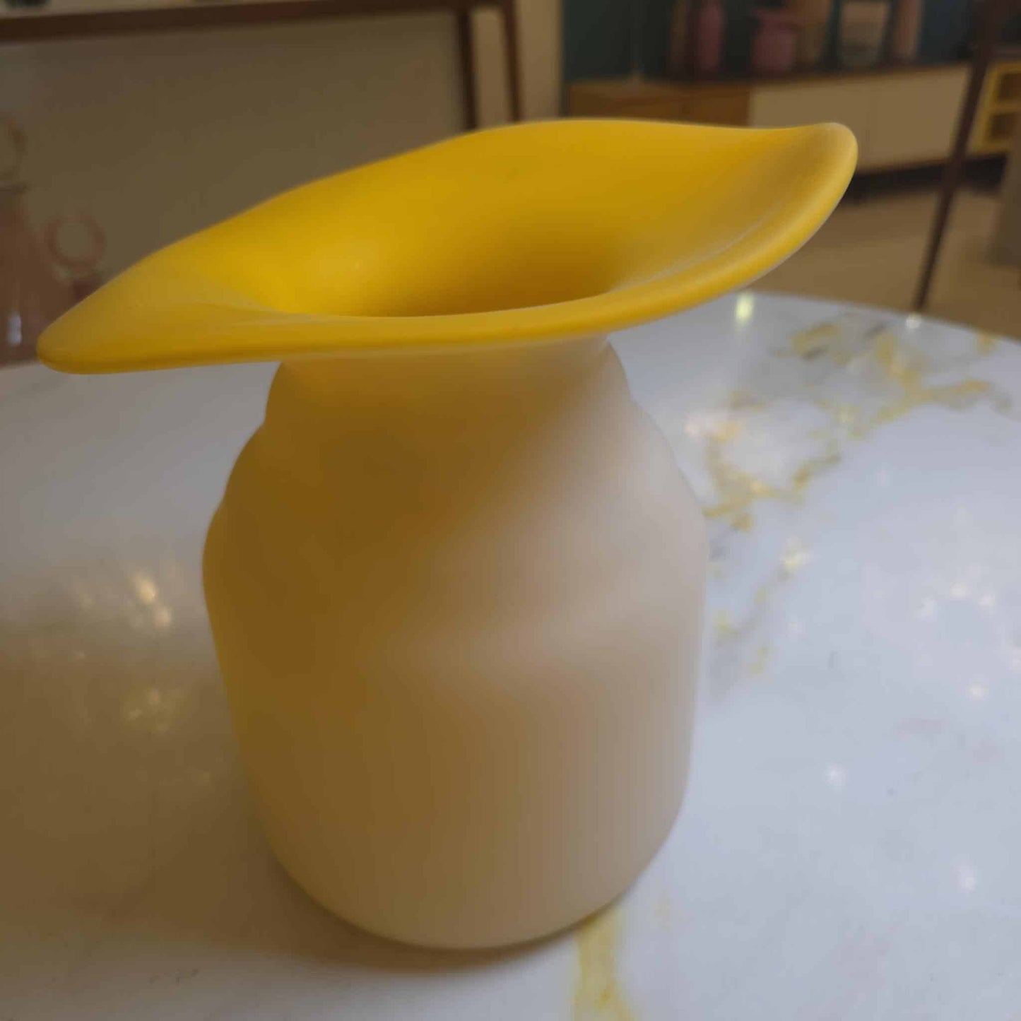 Vase 835-6