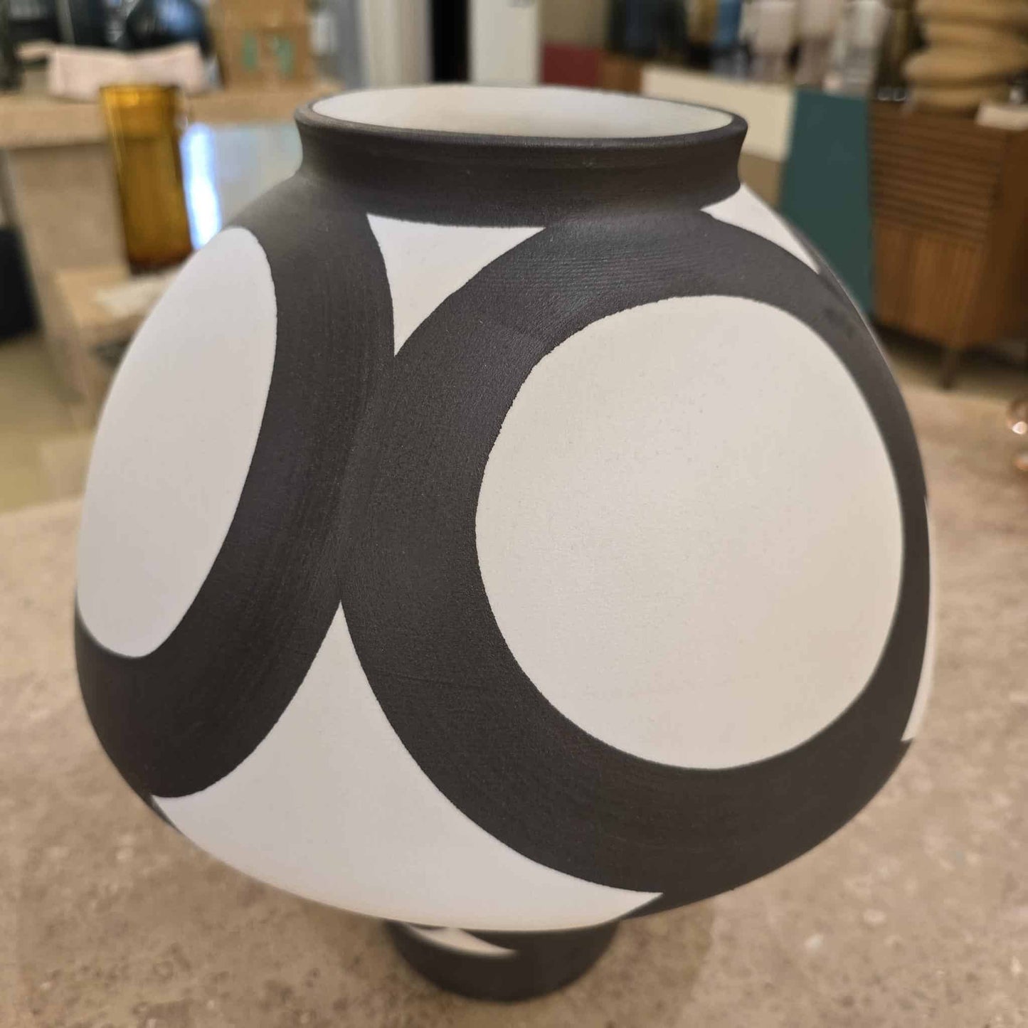 Vases 147/7-8