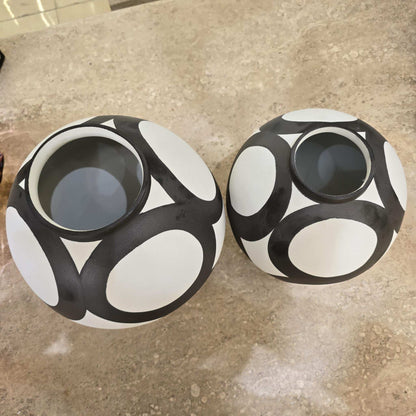 Vases en céramique 147/7-8