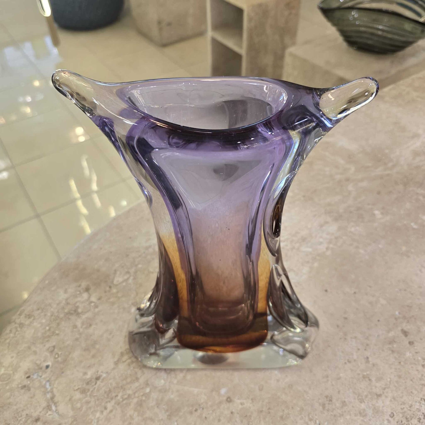 Vase 832-1