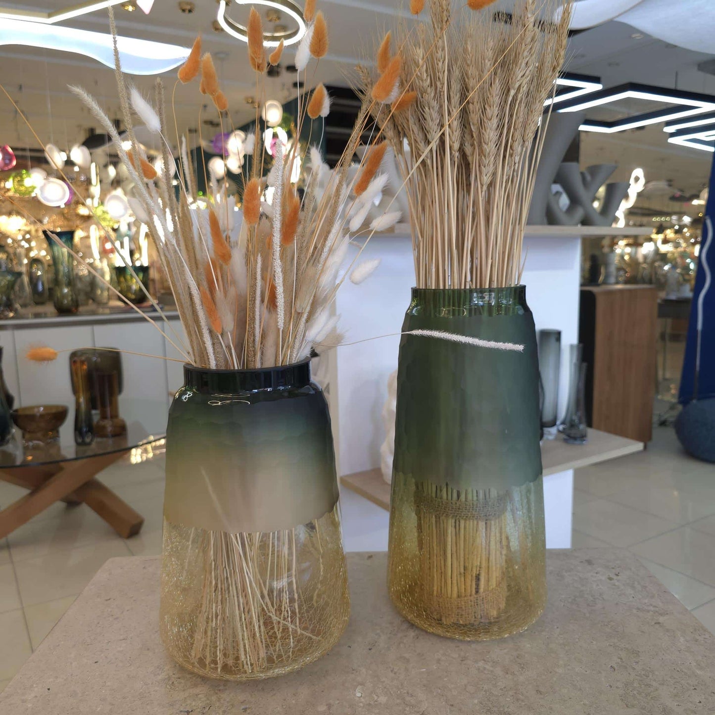 Vases 175/8-9